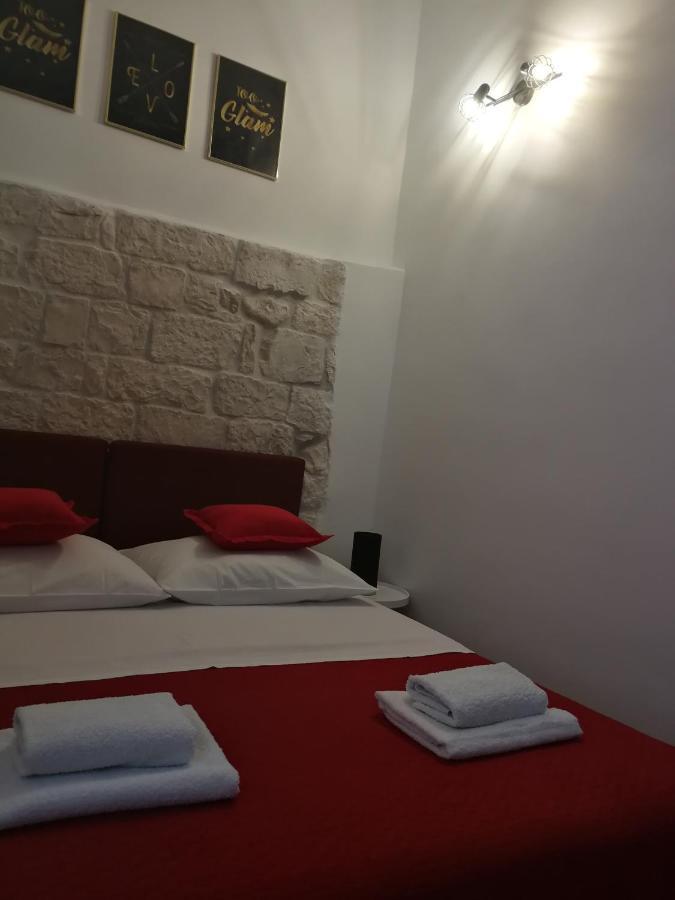 Palace Stafileo Apartment Trogir Exterior photo