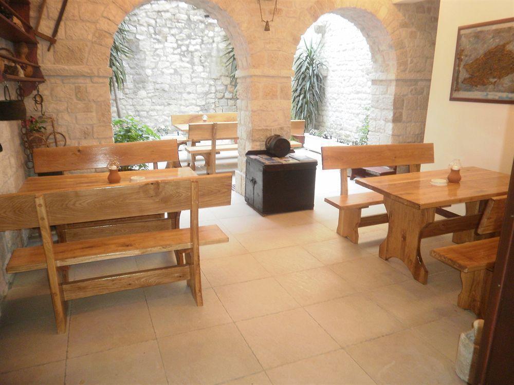 Palace Stafileo Apartment Trogir Exterior photo